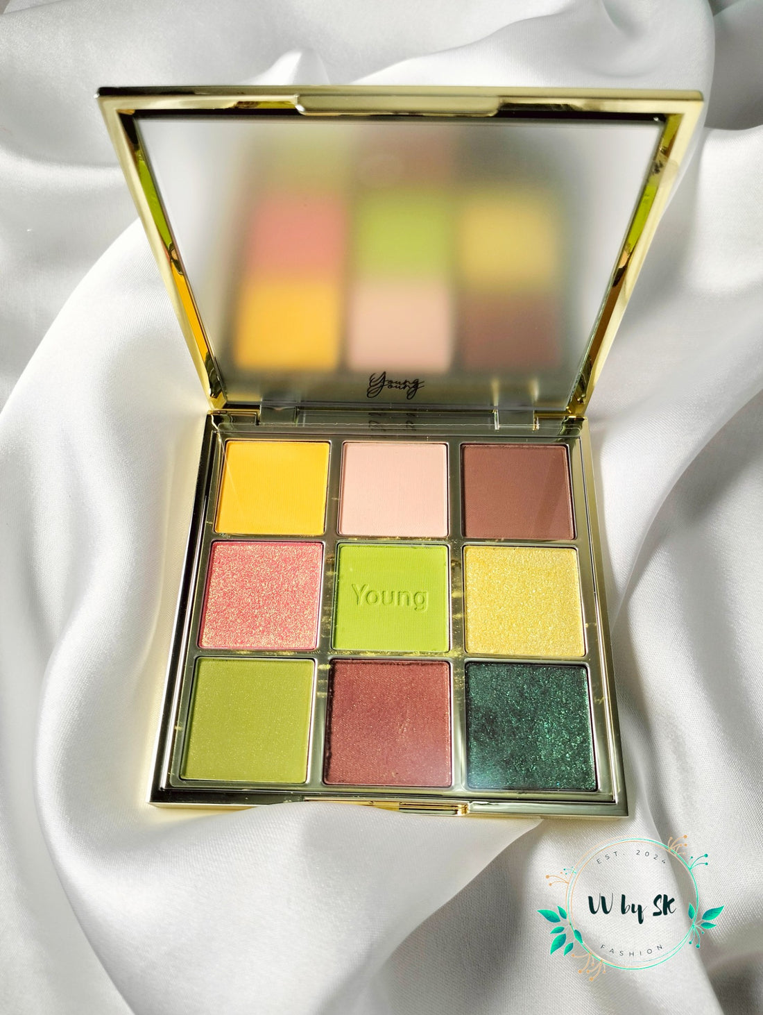 Mosaic Beauty Young Eyeshadow Palette | VV-24-PAL-73