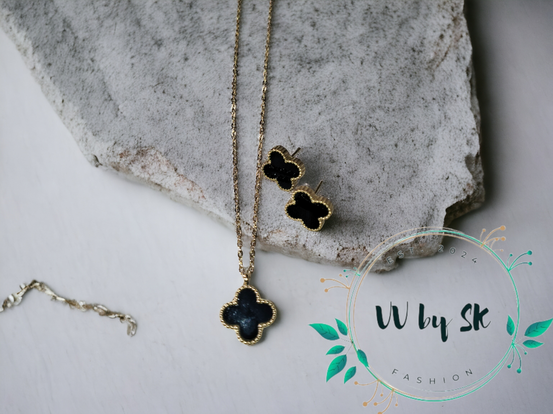 2 Piece Four Leaf Clover Necklace Set | VV-24-FLCB-104 & VV-24-FLCW-105