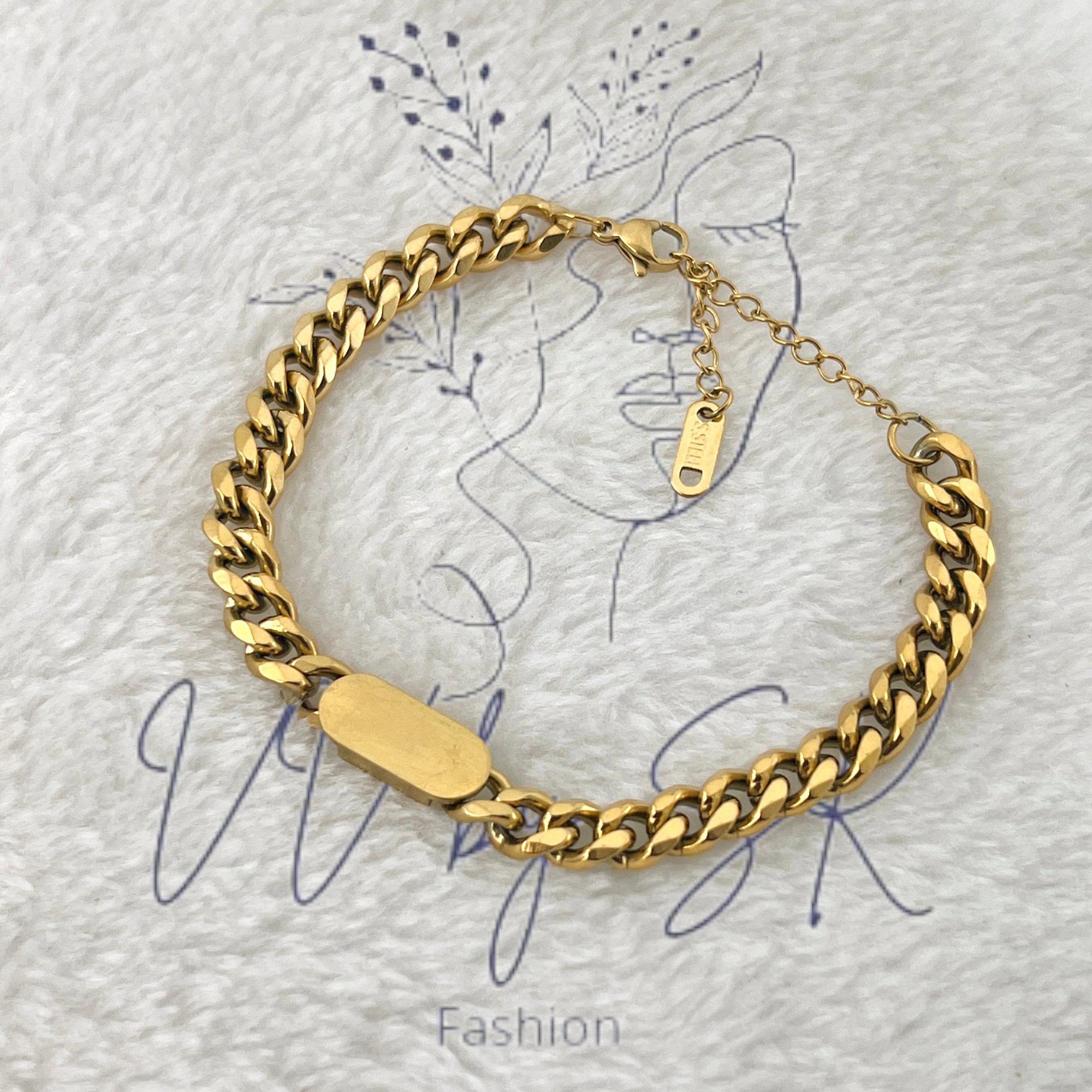 Gold Charm Bracelet | VV-24-GSB-0027