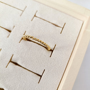 Twist of Gold Adjustable Ring | VV-24-RIN-0225