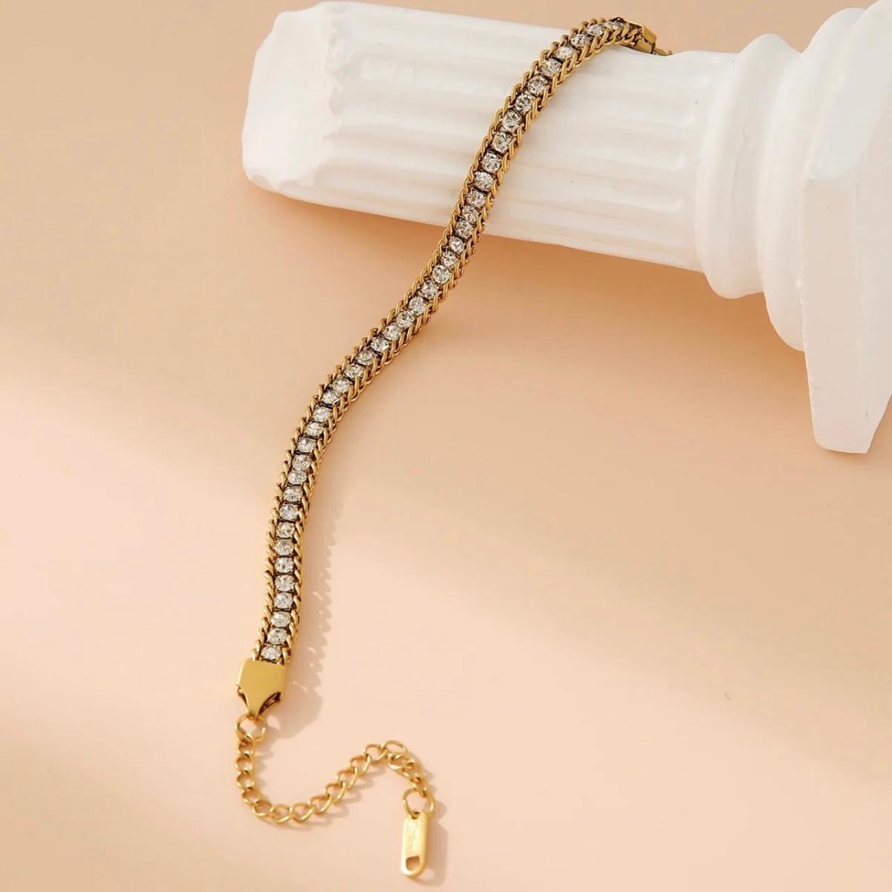 Gemmed Harmony Bracelet | VV-24-GSB-0042