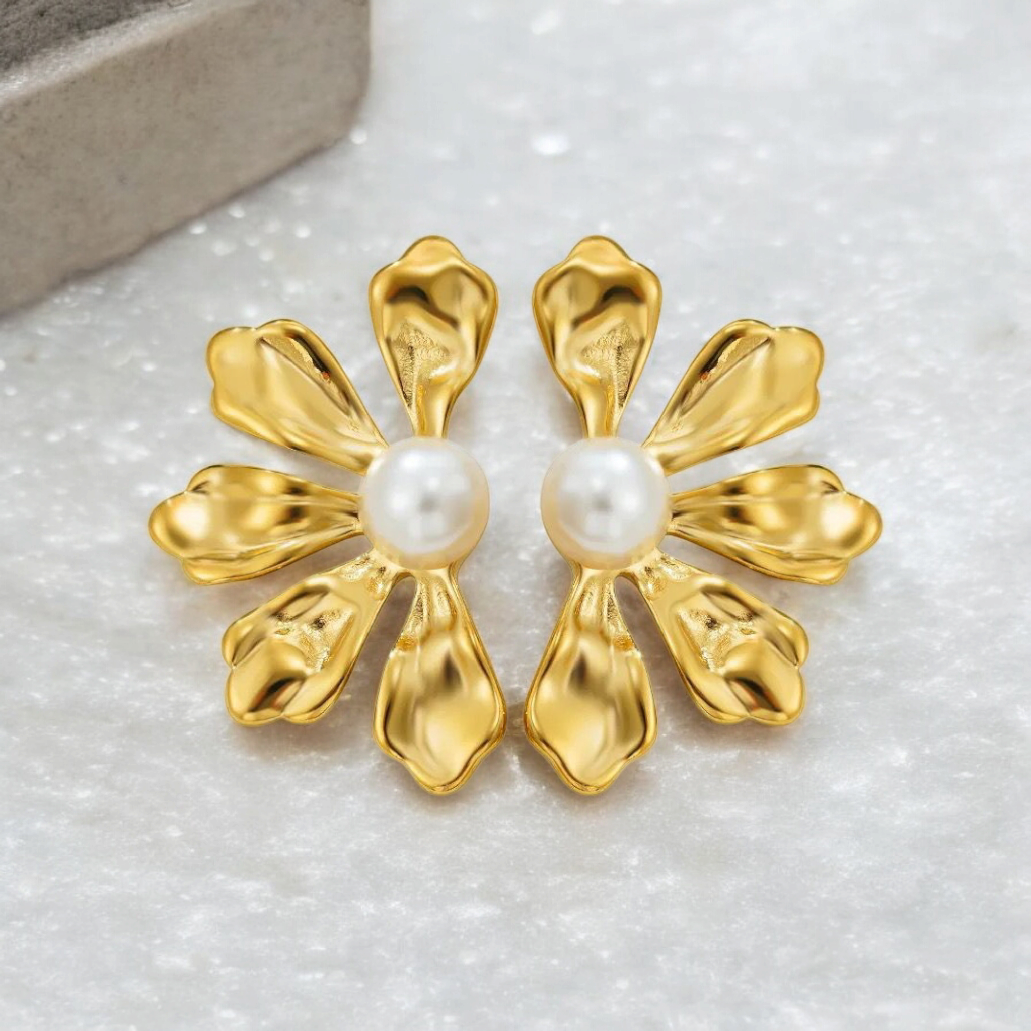 Golden Flower Earrings with Pearl | VV-24-GSE-0113